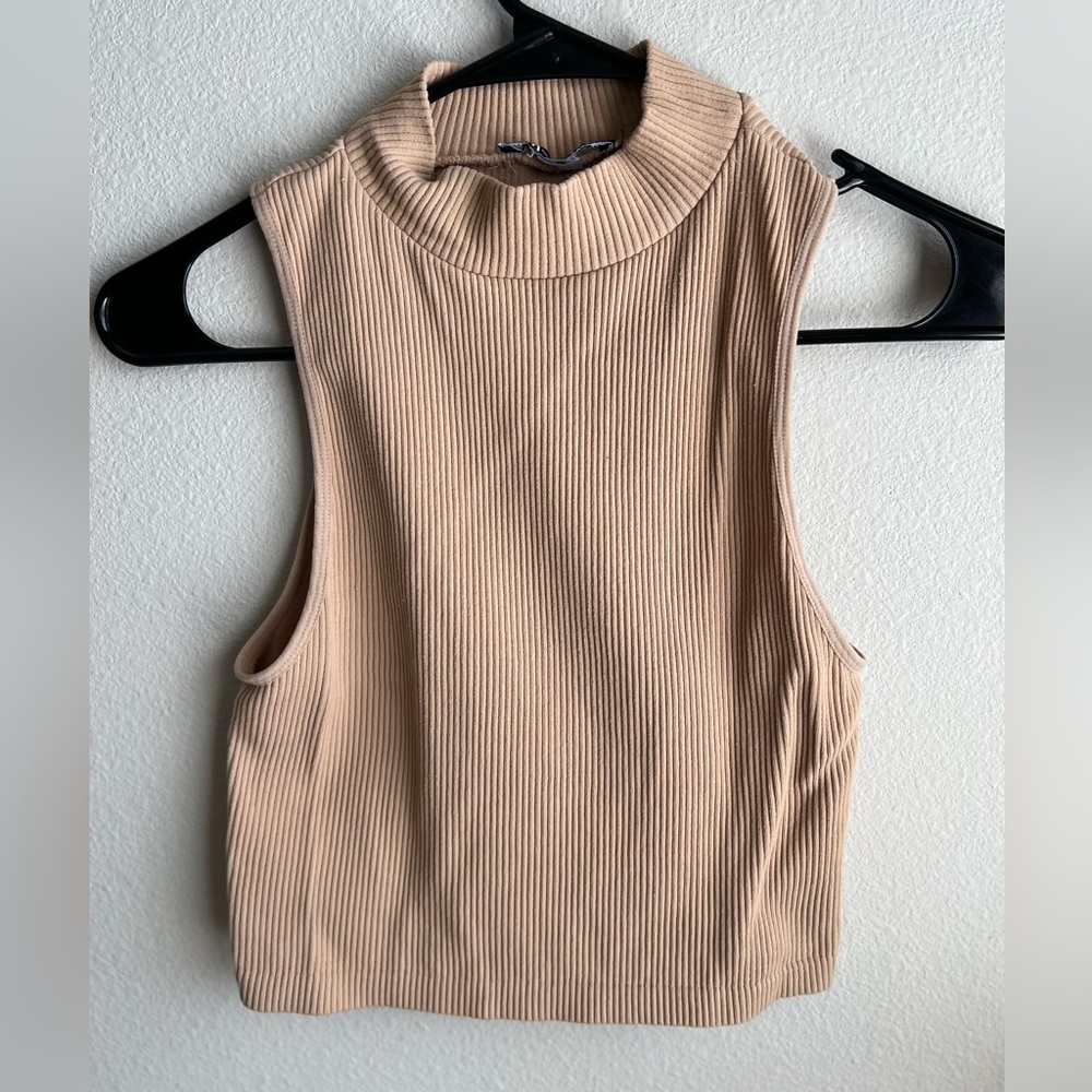 Zara Sleeveless Crop